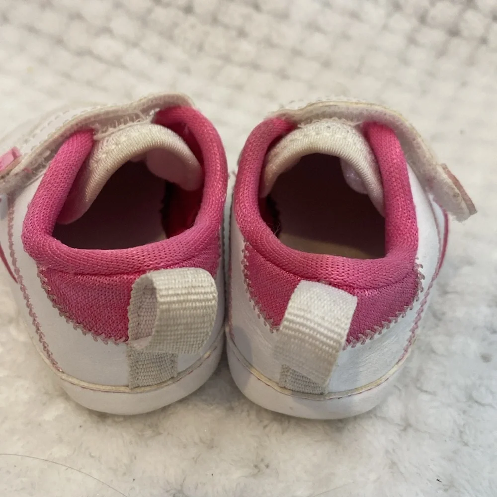 Nike baby girls shoes